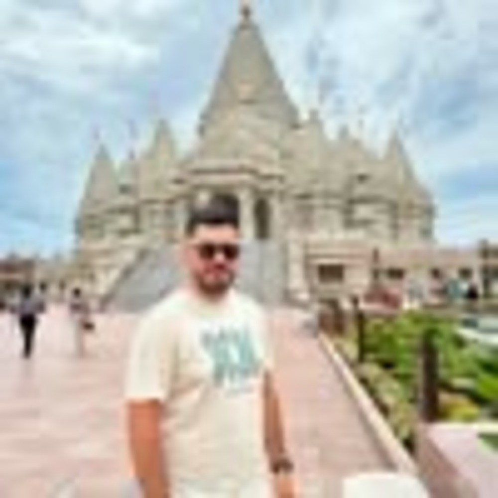 Meet your Posher, Juan